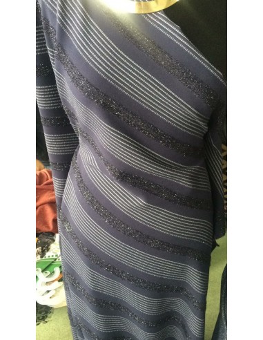 ŻAKARD Z LUREXEM PASKI GRANAT