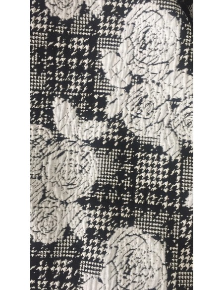 ŻAKARD RÓŻA NA PEPITCE