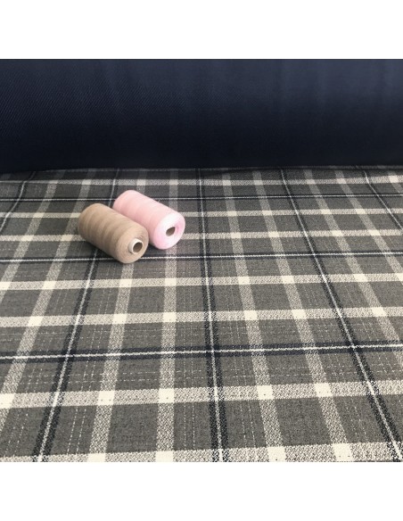 KRATKA GRANATOWA ZE SREBRNĄ NITKĄ