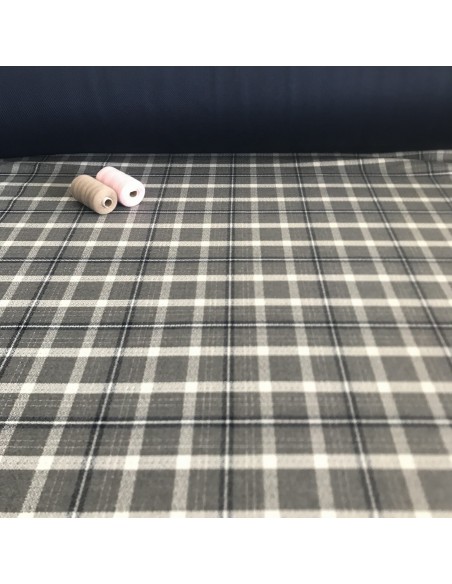 KRATKA GRANATOWA ZE SREBRNĄ NITKĄ